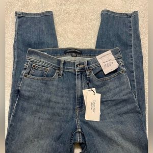 Calvin Klein Womens high rise slim jeans straight leg
